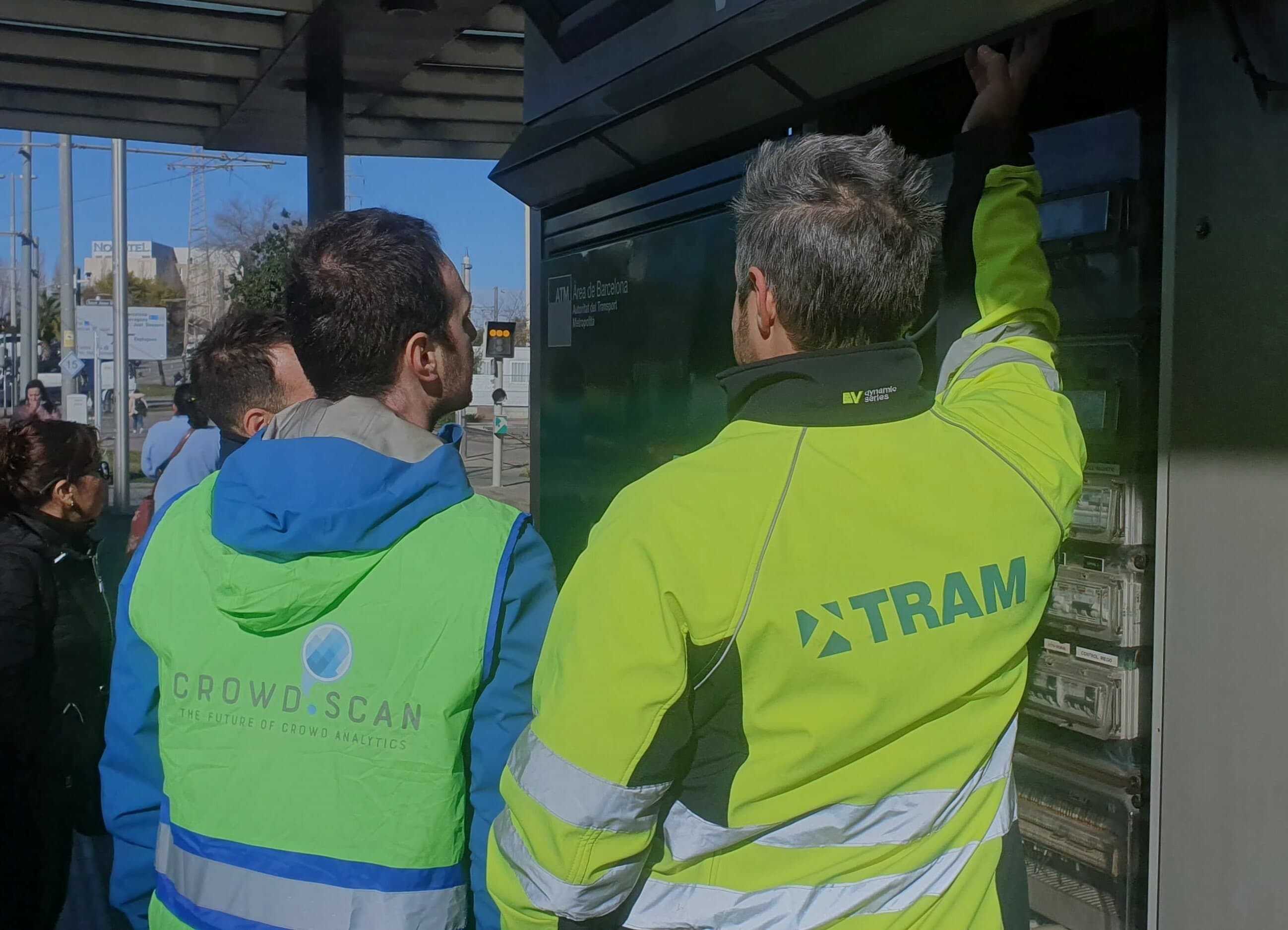 TRAM barcelona crowdscan